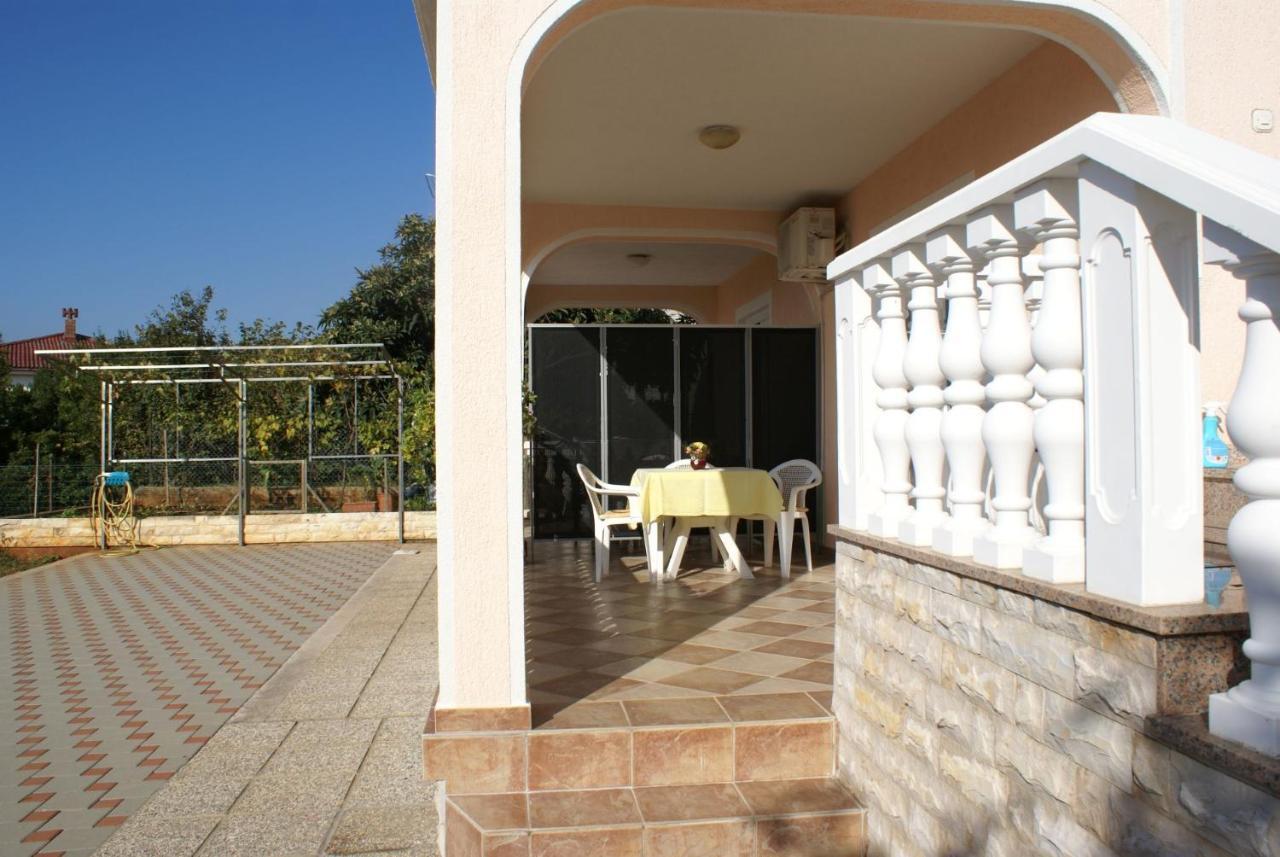 Apartment Nevenka Krk Town Dış mekan fotoğraf