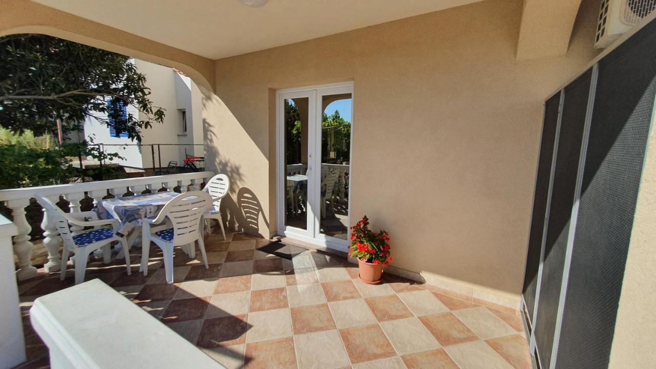 Apartment Nevenka Krk Town Dış mekan fotoğraf