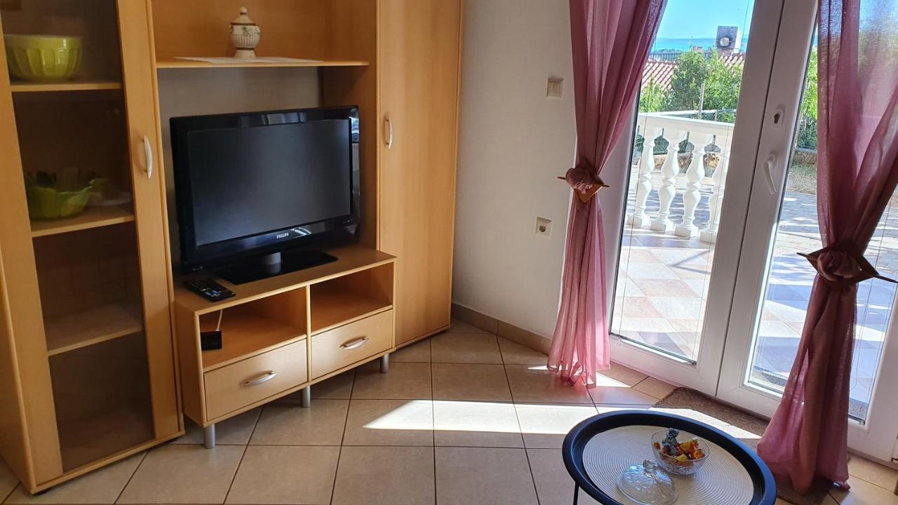 Apartment Nevenka Krk Town Dış mekan fotoğraf