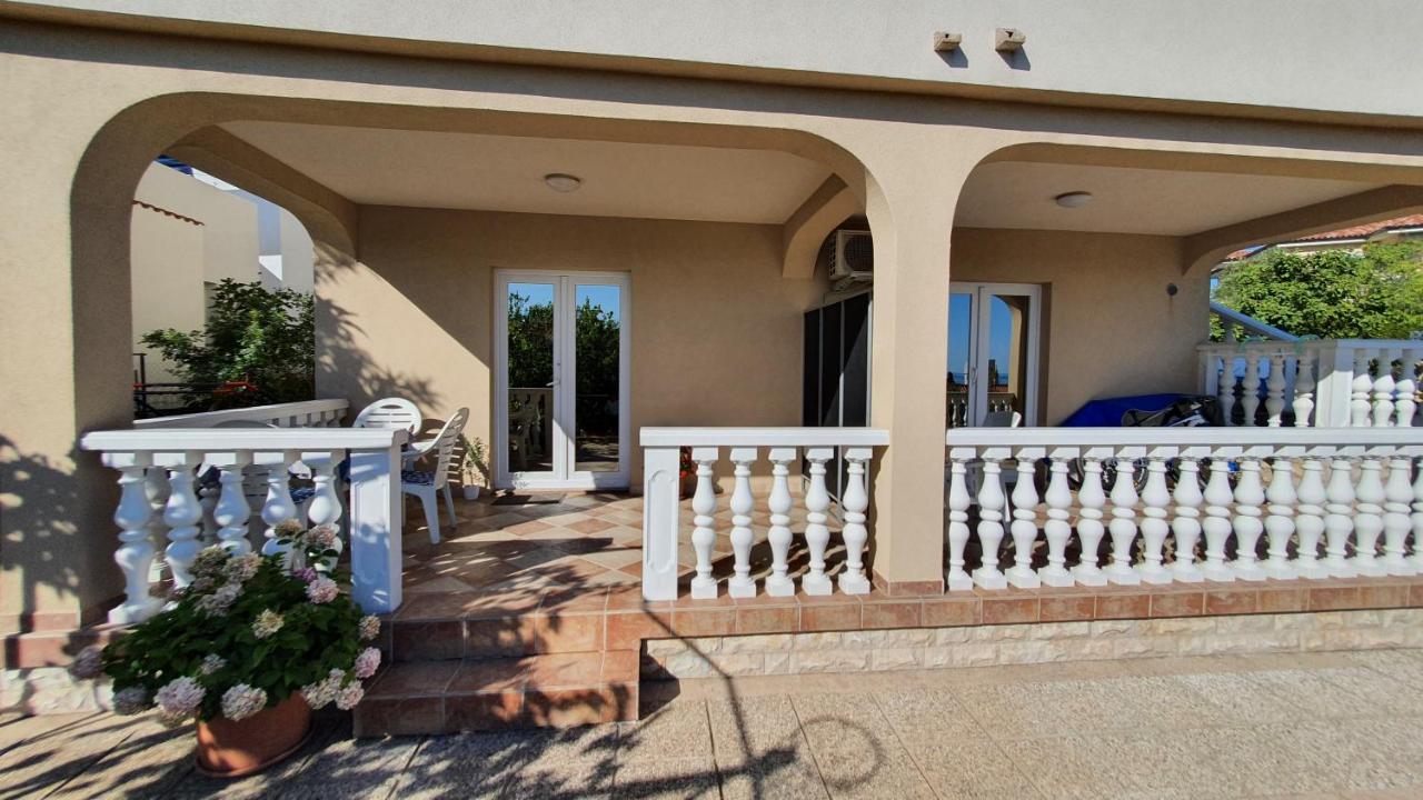 Apartment Nevenka Krk Town Dış mekan fotoğraf